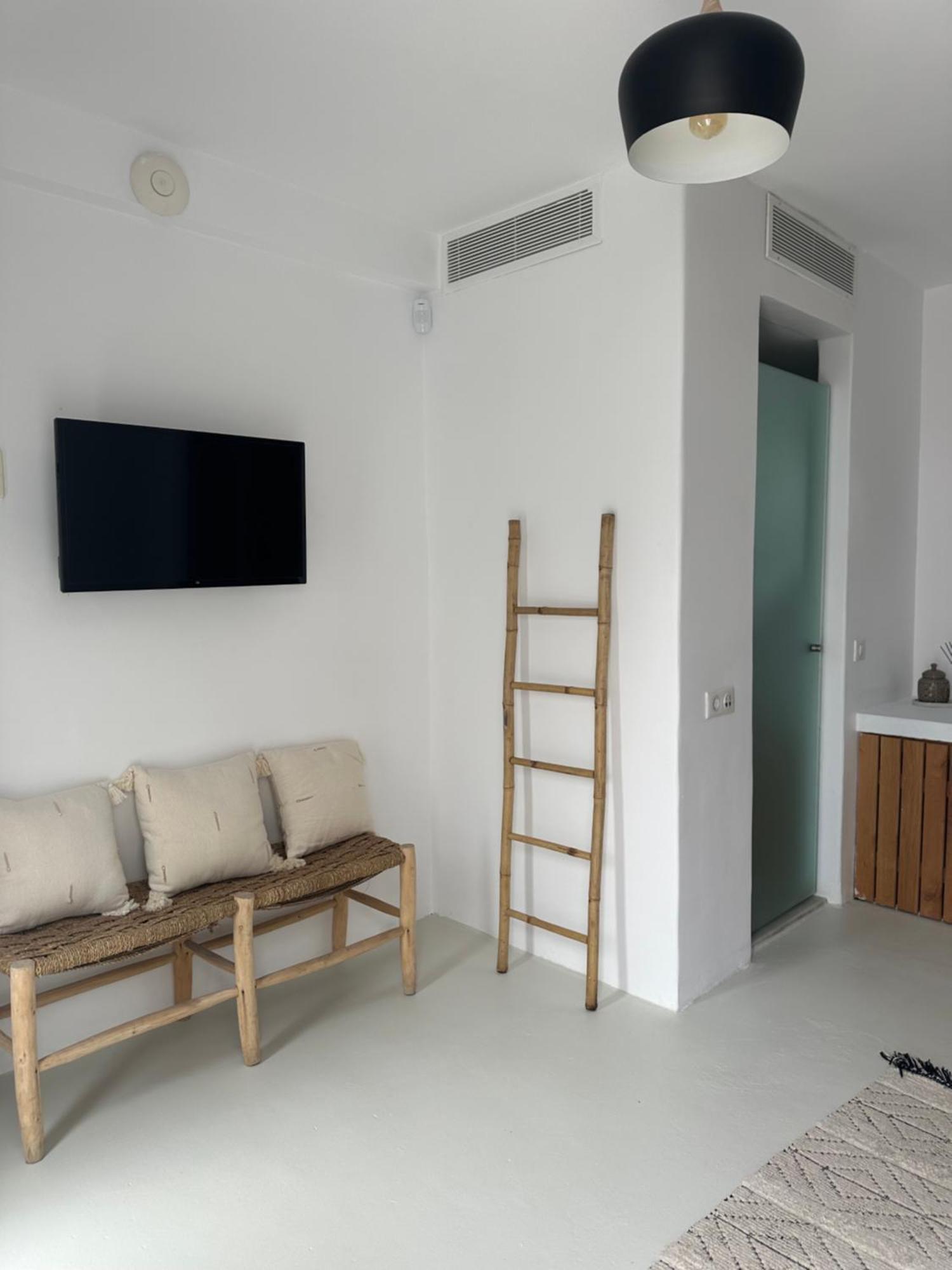 Trinity Mykonos - Beachfront Villa Platys Gialos  Esterno foto